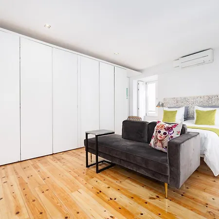 Boutique In The Heart Of ! Lemonn B Lisboa