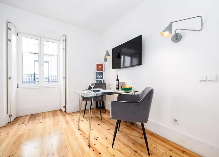 Boutique In The Heart Of ! Lemonn B شقة *