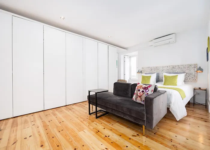 Boutique In The Heart Of ! Lemonn B Lisboa