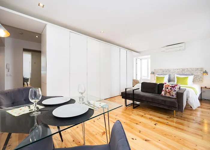 Boutique In The Heart Of ! Lemonn B شقة