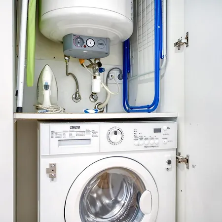 Boutique In The Heart Of ! Lemonn B Апартаменти *