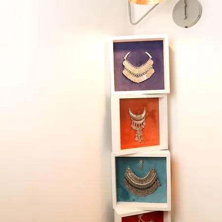 Boutique In The Heart Of ! Lemonn B * Lizbona