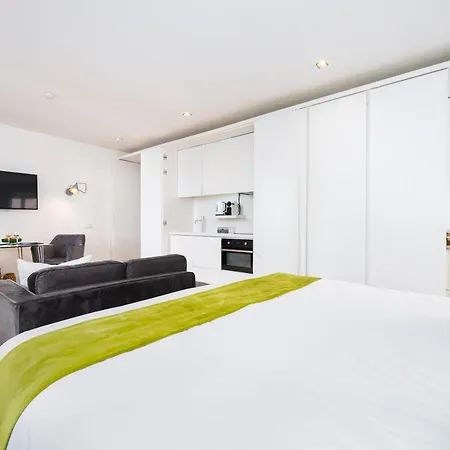 Boutique In The Heart Of ! Lemonn B Apartament